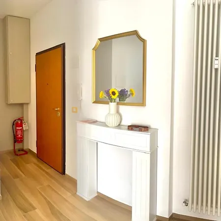 Smart Working E Relax Vicino A San Orsola Centro E Fiera 4*