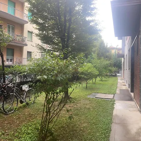 Loft Mi Dai Il Tiro Panzió Bologna